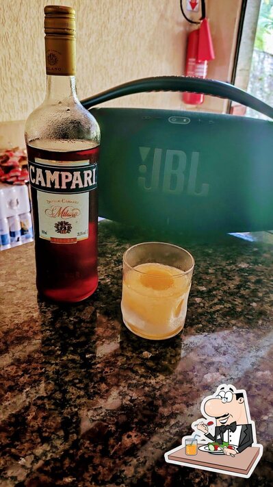 Comida em Dutra's Bar e Mercearia
