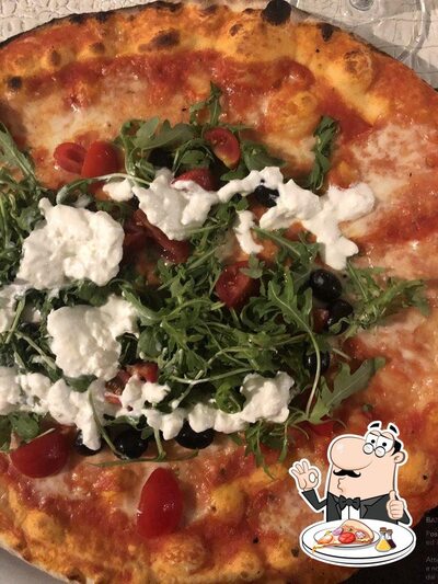 Scegli tra le svariate varianti di pizza
