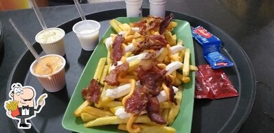 Você pode conseguir batatas fritas como acompanhamento ou lanche