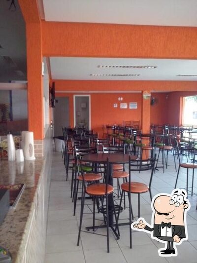 O interior do Du'Cheff Pizzaria Express