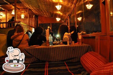 Meals at بوستات 2
