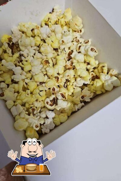 Meals at Delights by Inox – Pizza, Burger, Popcorn & Combos