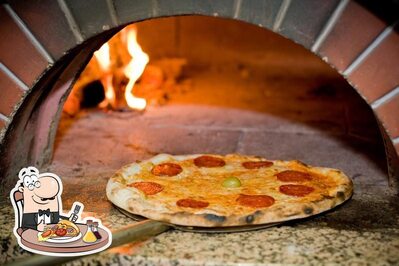 A Pizzeria Self Service Bar Al Tre, puoi prenderti una bella pizza