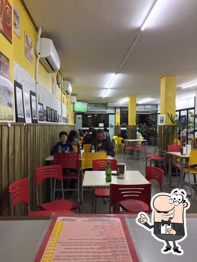 Veja imagens do interior do Baiúca Lanches