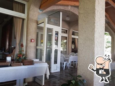 Gli interni di Restoran