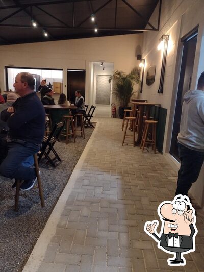 O interior do PÁTIO Street Food