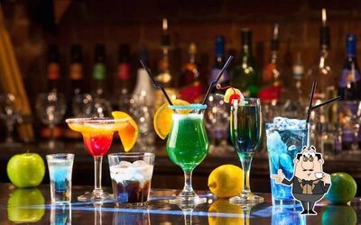 Come and try different beverages provided by Glasshopper