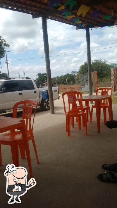 Veja imagens do interior do Bar De Geise