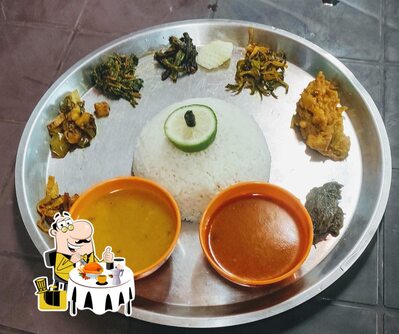 Food at FooD LanD Restaurant