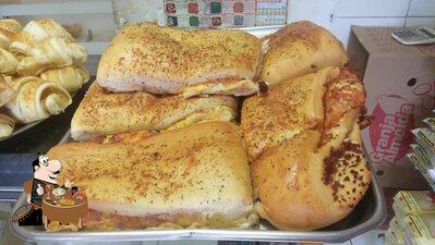 Comida em Padaria Mãe Rainha