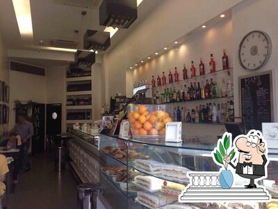 Gli esterni costituiscono una caratteristica importante di Mami Cafe