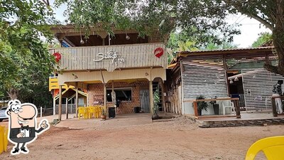 Descubra o exterior do Simple Beach