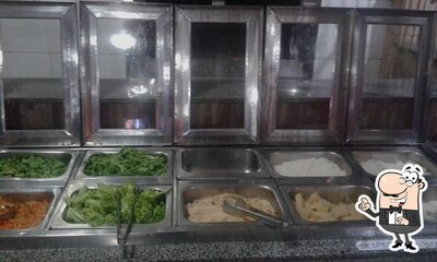 Veja imagens do interior do Espetos Grill