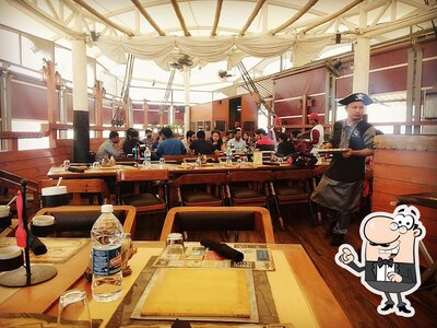 The interior of Black Pearl Barbeque Restaurant