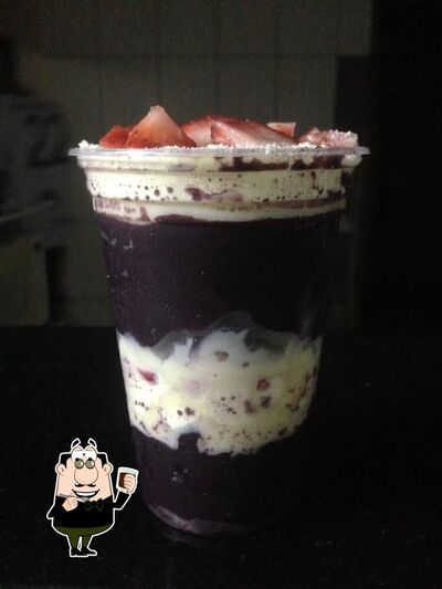 Venha provar diferentes drinques servidos no Açaí da Villa