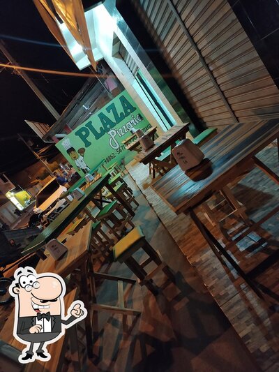 Você pode espairecer no exterior PIZZARIA PLAZA