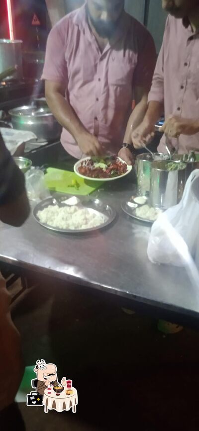 Food at CP Fastfood