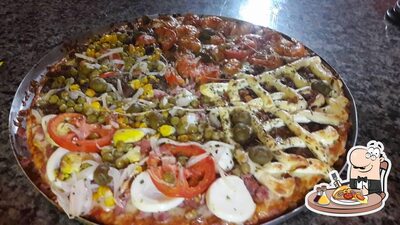 Escolha pizza no Fafá Lanche e Pizzaria