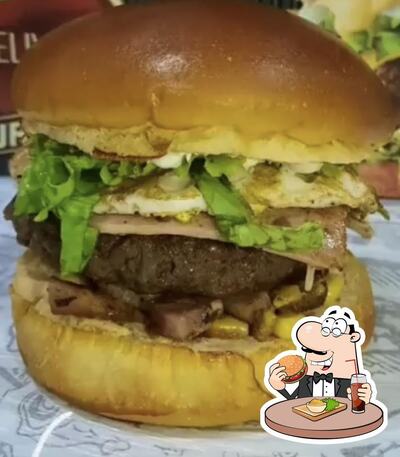 Delicie-se com um hambúrguer no CuiaBar+
