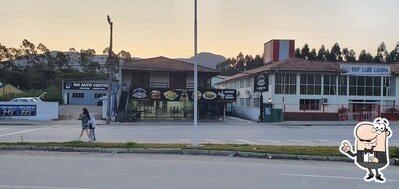 Veja a área externa do Restaurante Sabores de casa