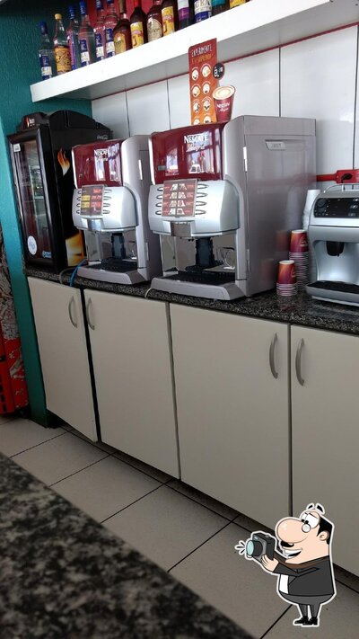 Você pode desfrutar de uma bebida do menu