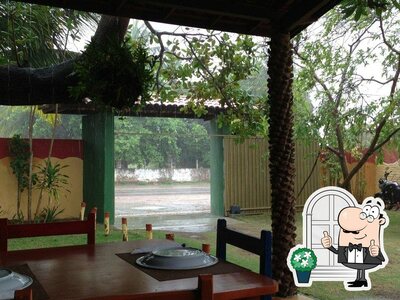 Você pode espairecer no exterior Restaurante Dona Mari