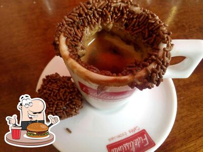 Consiga um hambúrguer no Coffee Corner