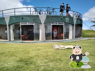 Veja imagens do exterior do 11 Onze Café Bar