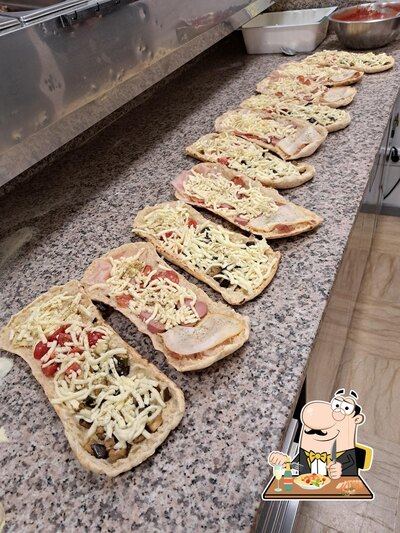 Nourriture à Ti do una pizza