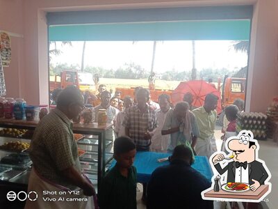 Food at CHAKKITTAPARAMPIL BAKERY