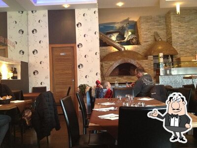 Siediti a un tavolo di Bar-Pizzeria "E Vicchiarelle" Ristorante