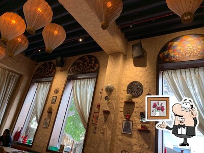 The interior of Bayroute