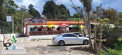 O exterior do Boteco da Serra