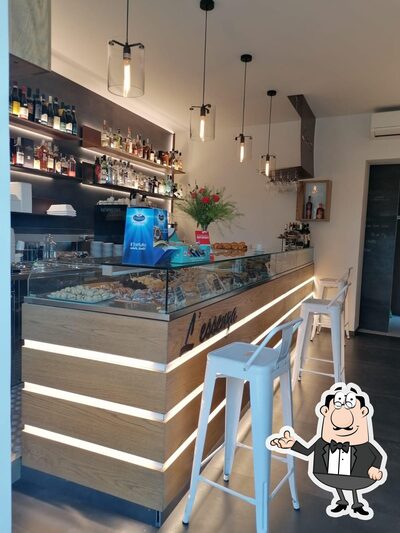 Gli interni di L'essenza caffè