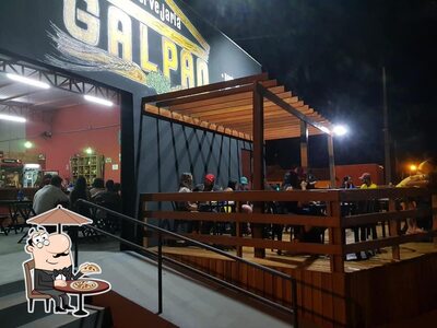 Descubra o exterior do Cervejaria Galpão