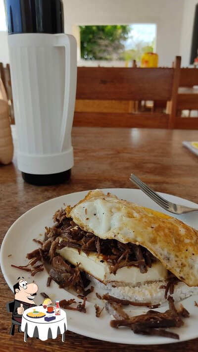 Delicie-se com um hambúrguer no Tapiocaria Parada Obrigatória (O Marcos)