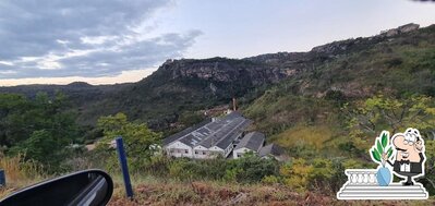 Desfrute da vista da área externa do Café Biribiri