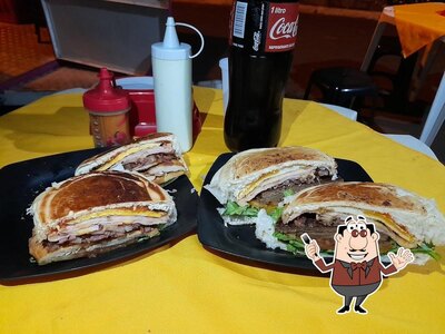 Platos en Trailer da Mi