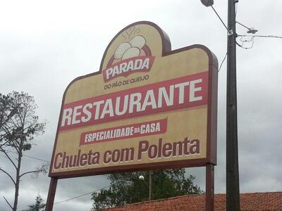 A publicidade mostra informações sobre o Parada do Pão de Queijo