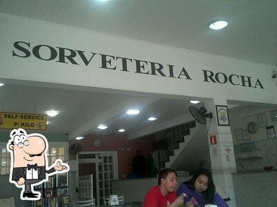 O interior do Sorveteria Rocha - A Original desde 1947