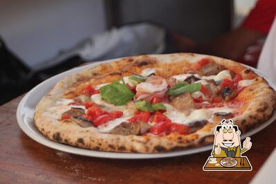 A Ristorante Pizzeria Manuno, vous pouvez déguster des pizzas