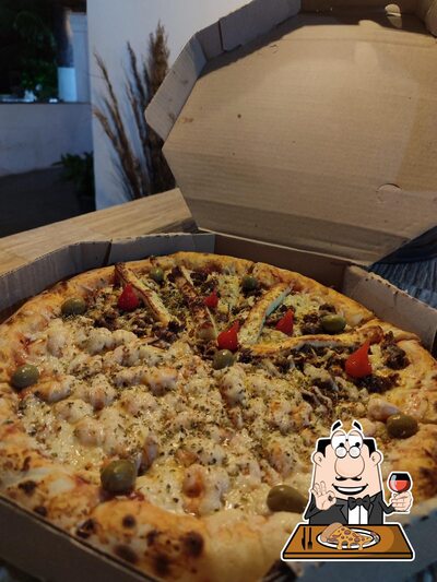 No Casa Grande Pizzaria, você pode provar pizza