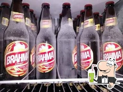 Bar do Tininho offerece uma seleção de bebidas
