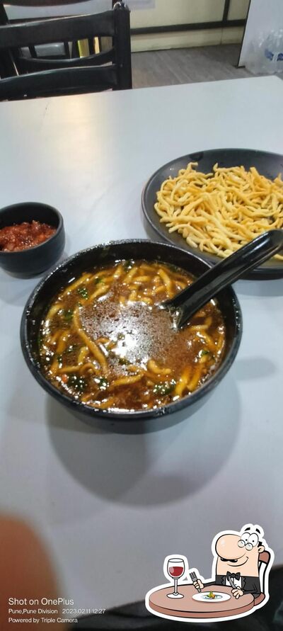 Meals at Chow Mein
