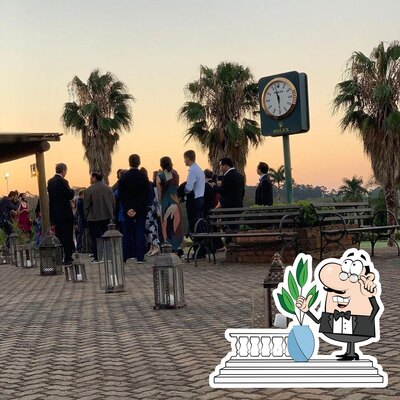 Você pode espairecer no exterior Tulha Bar e Restaurante