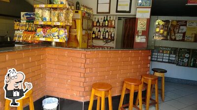 Veja imagens do interior do Bar Ponto 7
