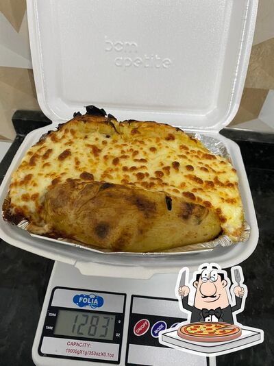 Peça diversos tipos de pizza
