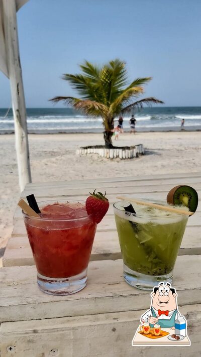 Peça diferentes bebidas fornecidos no A Restinga