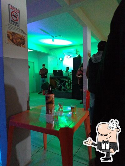 O interior do Bar do valmor