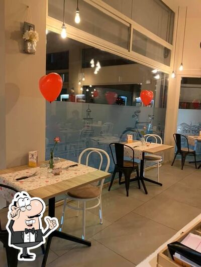 Dai un'occhiata agli interni di Pizzeria Ristorante Demì